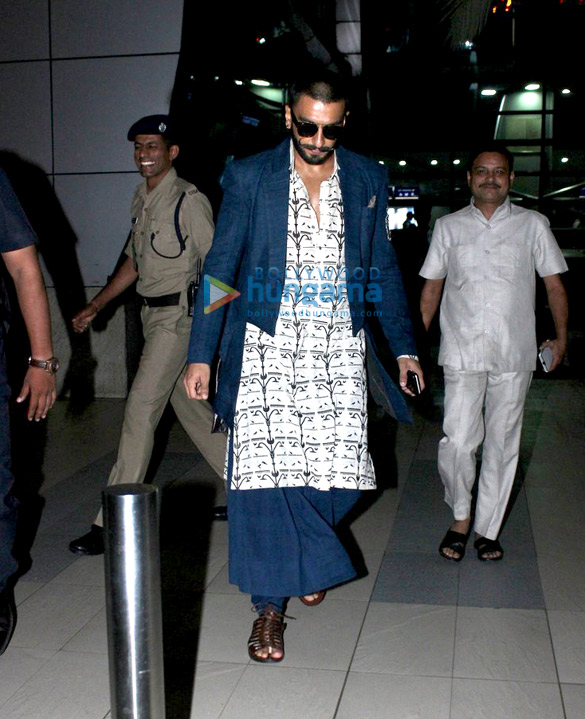 ranveer singh arrives back from bhopal bajirao mastani promotions 8