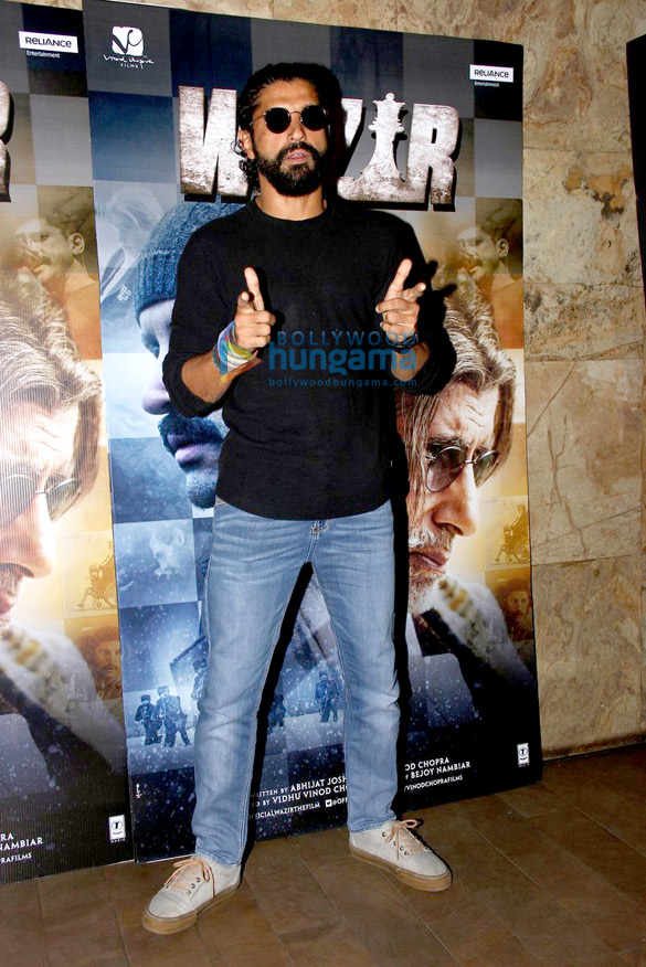 farhan akhtar aditi rao hydari snapped at wazir trailer launch 6