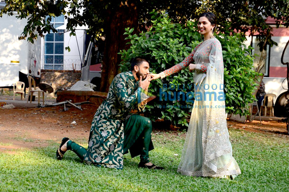 ranveer singh deepika padukone snapped at bajirao mastani promotions 10