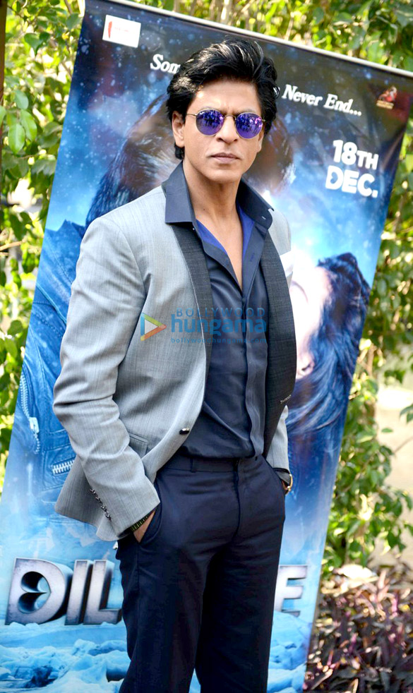 shah rukh khan kajol varun dhawan kriti sanon promote dilwale in delhi 12