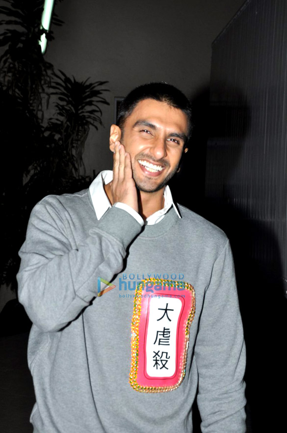 ranveer singh shaves off his moustache during bajirao mastani promotions 7