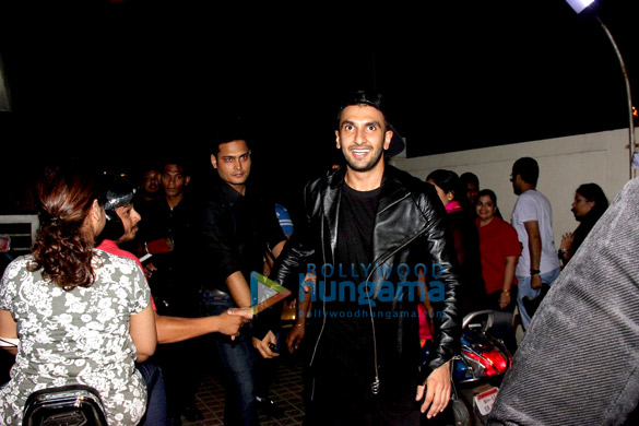 ranveer singh visits pvr chandan cinema for bajirao mastani promotions 8