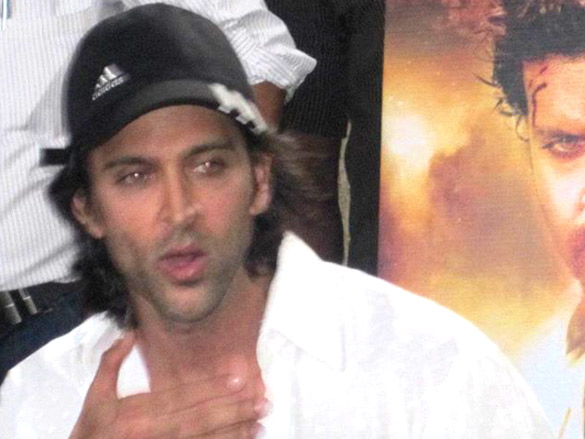hrithiks 38th birthday celebration with media 8