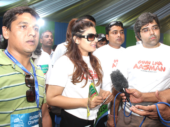raveena tandon at the mumbai marathon to promote her film gin liya aasman 5