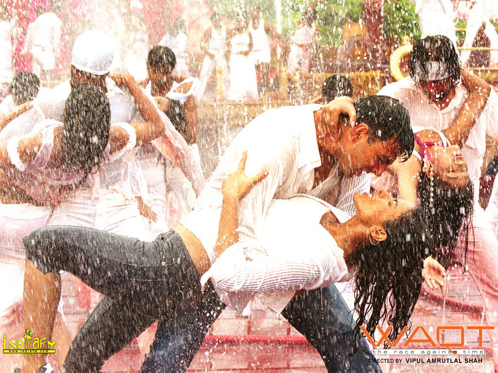 Akshay Kumar,Priyanka Chopra