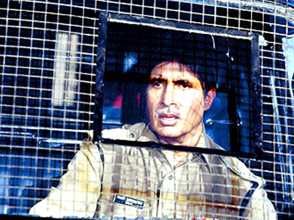 khakee movie still 53