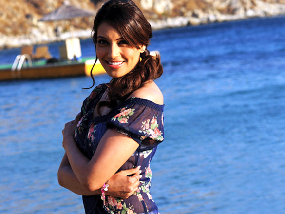 bipasha basu 318