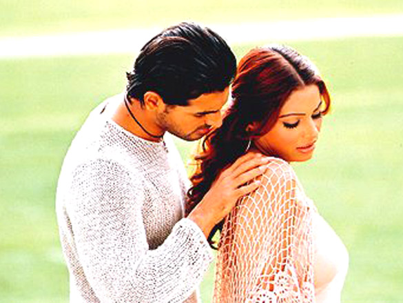 aetbaar movie still 87