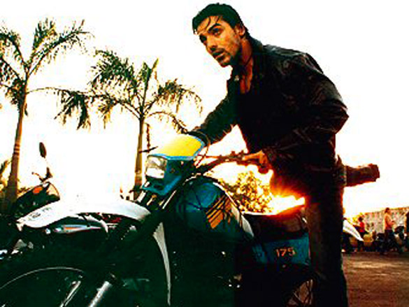 aetbaar movie still 74
