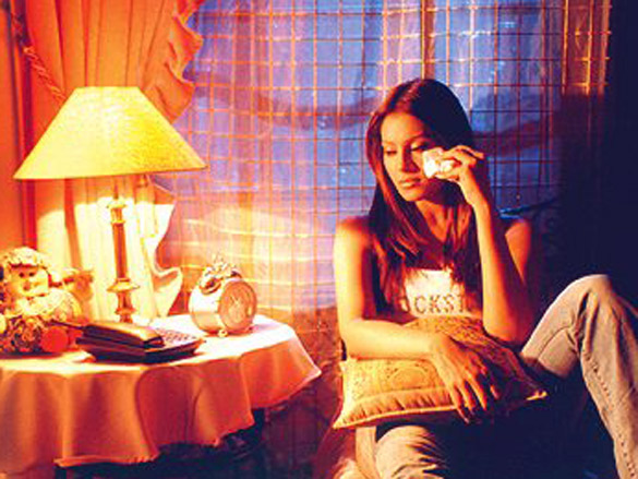 aetbaar movie still 8