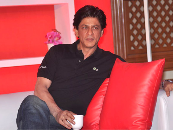shahrukh khan at microsoft don 2 event 9