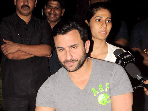 saif takes a bike ride to promote agent vinod 4