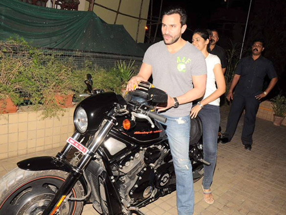 saif takes a bike ride to promote agent vinod 7
