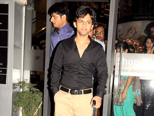 agent vinod screening at pvr juhu 11