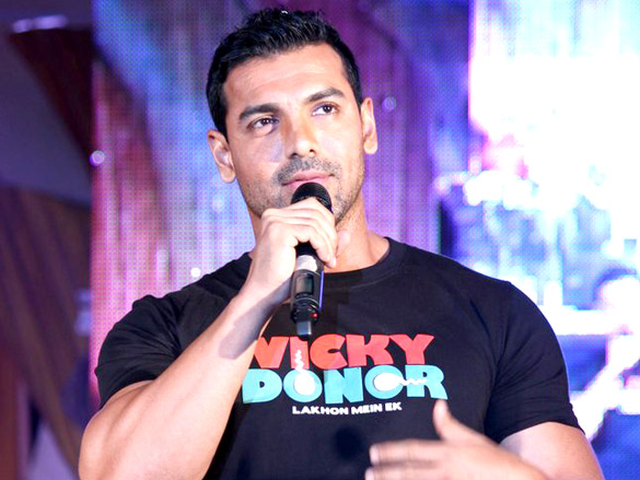 john abraham at vicky donor promotional event 8
