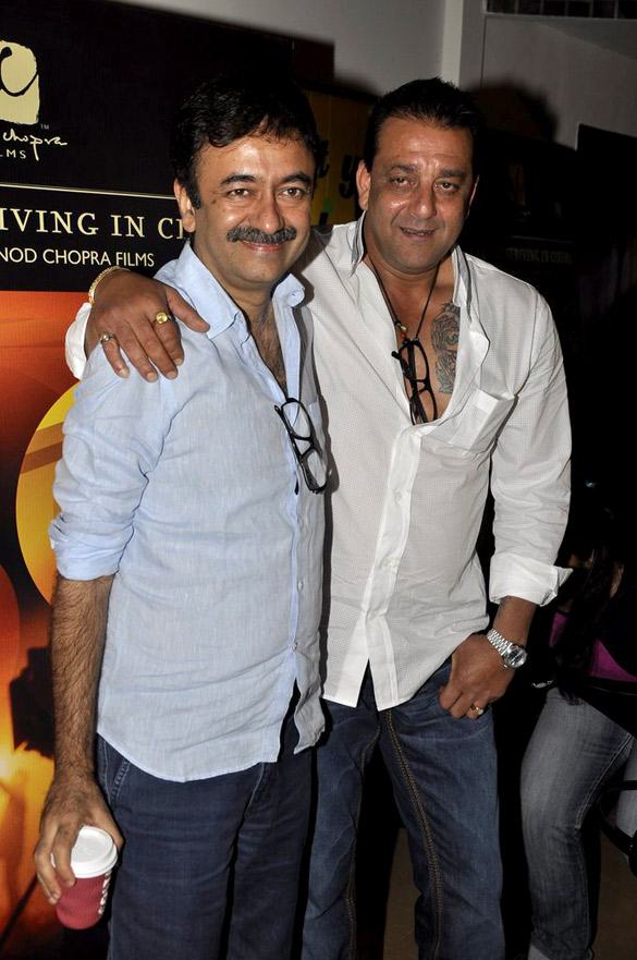 sanjay dutt and dia mirza at munnabhai mbbs screening 4