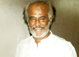 Rajinikanth visits Big B at his hotel room