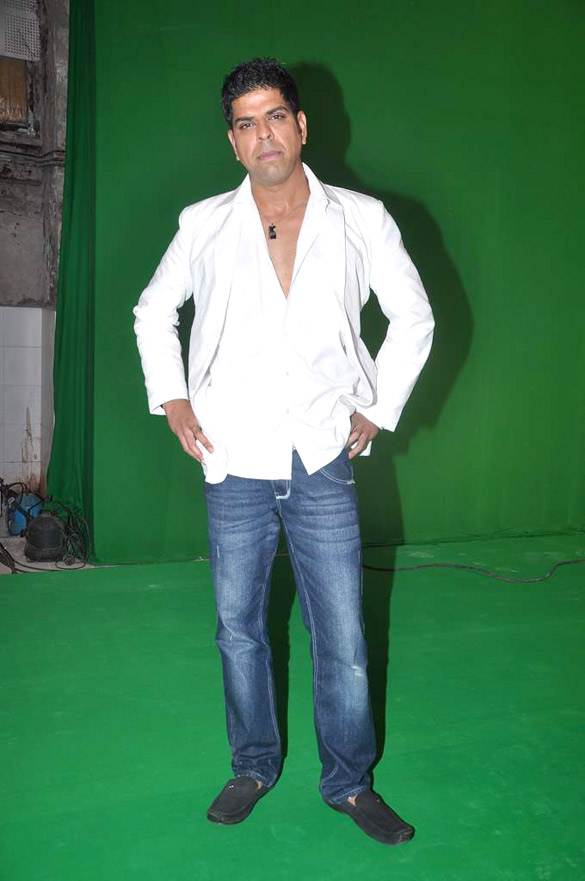 jeena hai toh thok daal 72