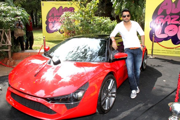 mahurat of vashu bhagnanis ajab gazabb love 12
