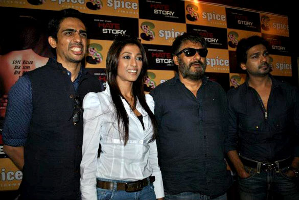 press conference of hate story in noida 5
