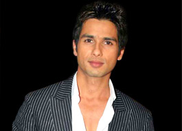 Shahid files police complaint against stalker Shahid files police complaint against stalker