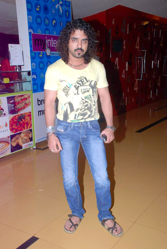 premiere of life ki toh lag gayi 19