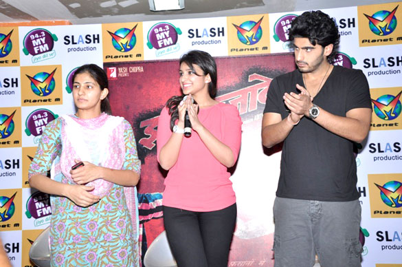 cast of ishaqzaade visit planet m jaipur 2
