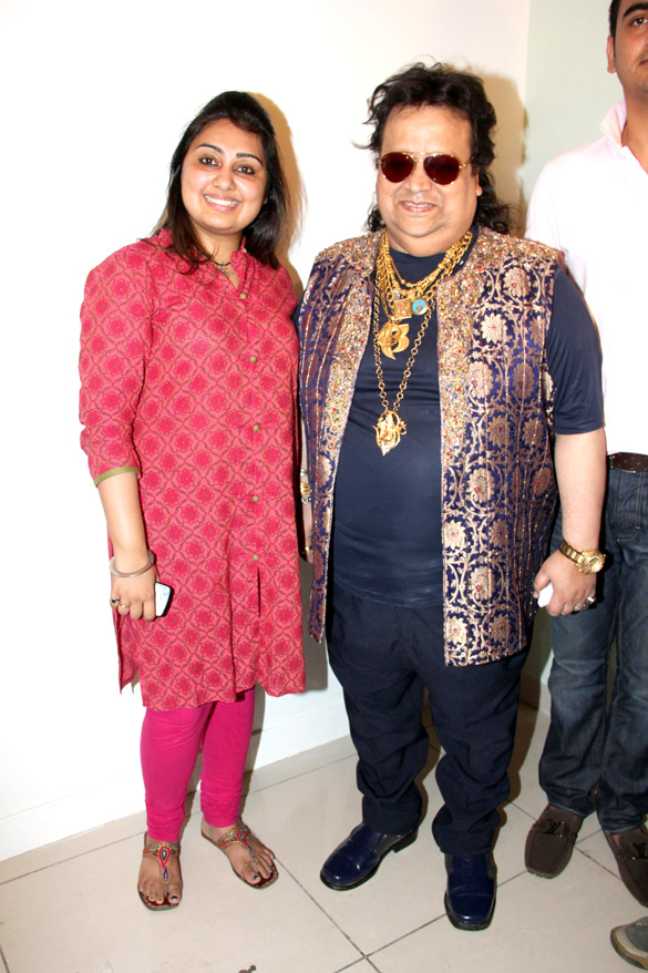 mahurat of madmidaas films main aur mr riight 8