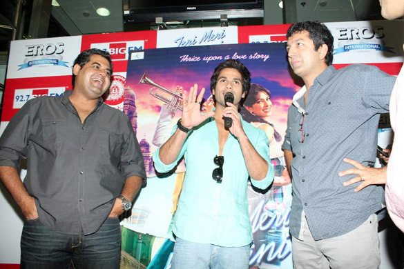 shahid kapoor promotes teri meri kahaani at 92 7 big fm 4