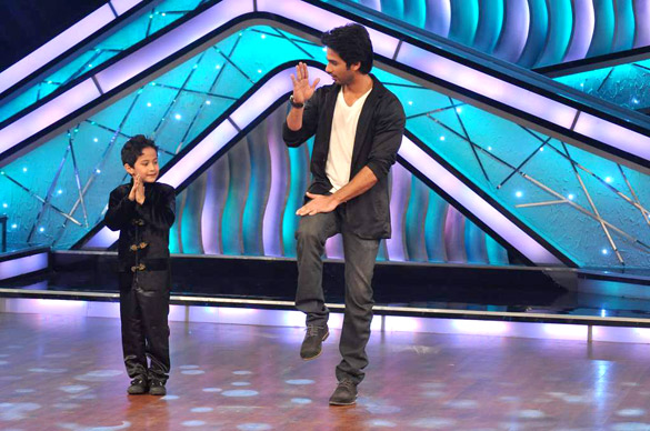 shahid priyanka promote teri meri kahaani on the sets of did lil masters 6