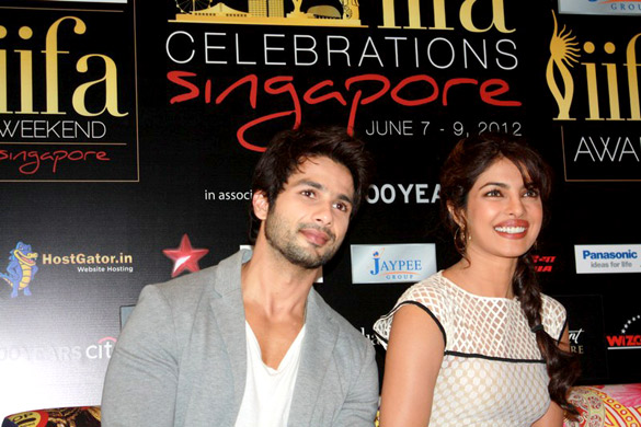 shahid priyanka and kunal kohli promote teri meri kahaani at iifa 2012 8