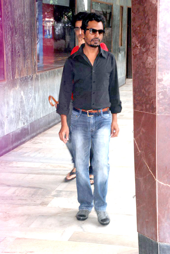 cast of gangs of wasseypur 2 watches ddlj 12