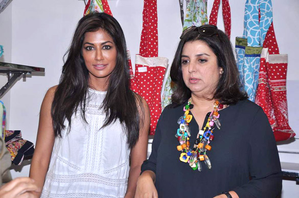 farah khan chitrangda singh promote joker with aliens 6