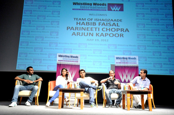 arjun kapoor parineeti chopra snapped at whistling woods international 2