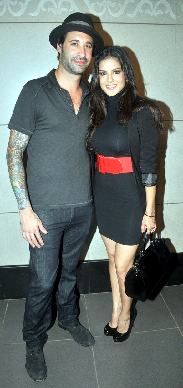 sunny leone comes to india from los angeles to promote jism 2 2