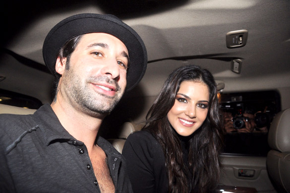 sunny leone comes to india from los angeles to promote jism 2 4