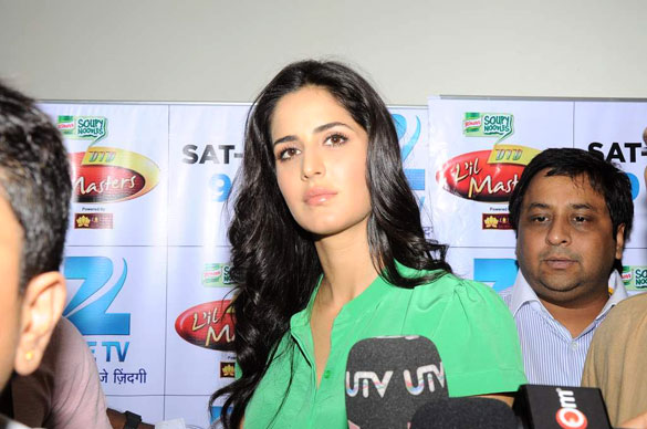 salman and katrina on the sets of did lil masters 5