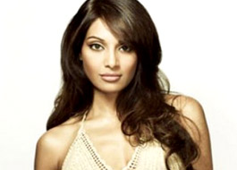 Bipasha Basu hospitalized Bipasha Basu hospitalized