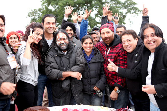 yamla pagla deewana 2 title song
