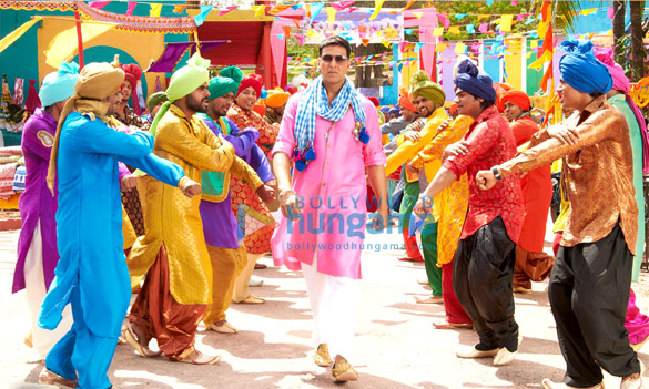 khiladi 786 72