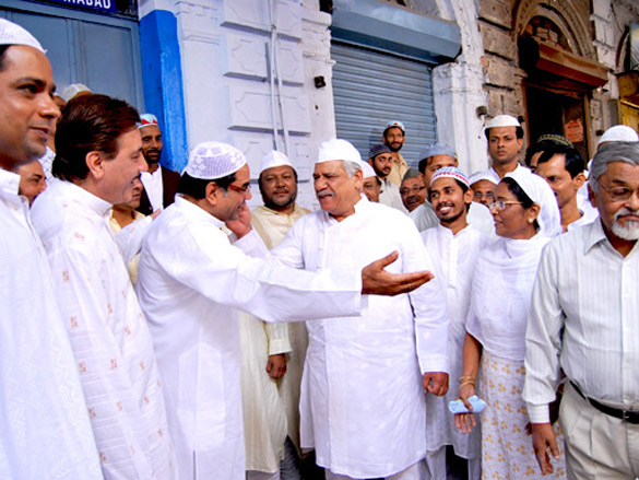 paresh rawalom puri 6
