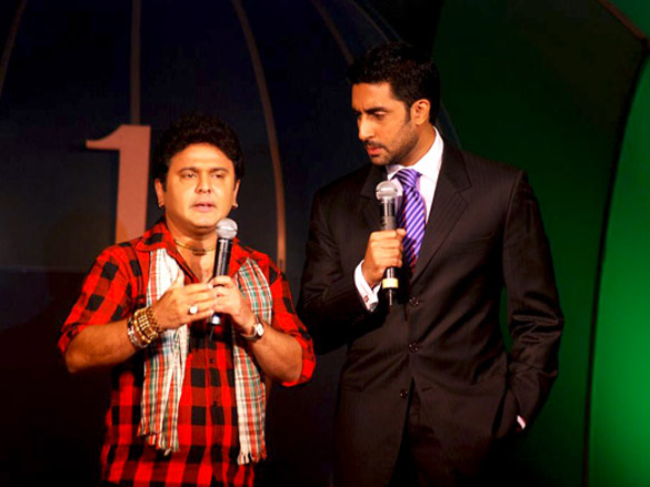 abhishek bachchan at national bingo night media meet 4