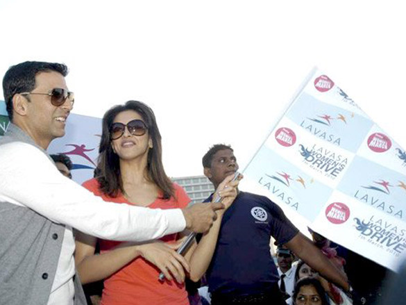 akshay deepika dino at lavassa car race for women 2