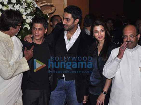 bachchans shahrukh and hrithik grace anil ambanis big pictures success bash 7