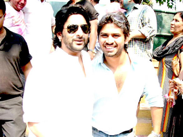 dia and arshad promote hum tum aur ghost at zooms holi party 5