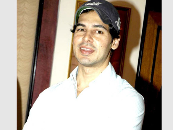 dino morea and sonia mehra grace beautiful bandra media meet 6
