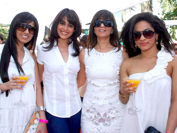 genelia dsouza and sonia mehra at elle race 2