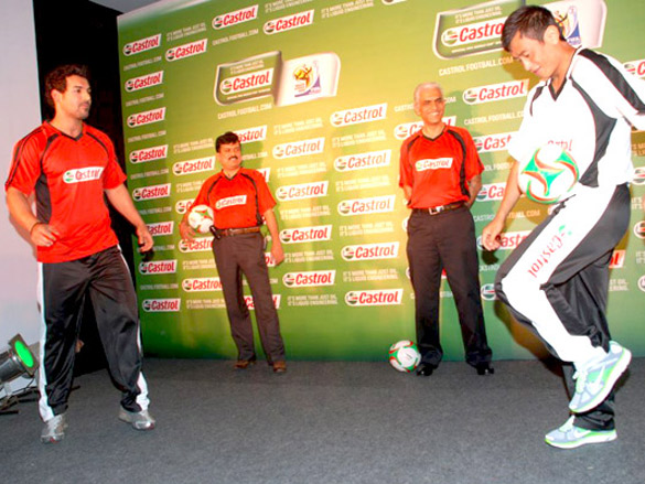 john and bhaichung bhutia at castrol football event 5