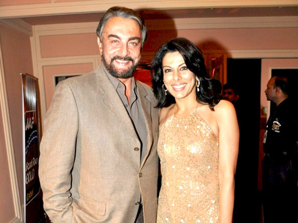 john dino and rahul bose walk at kingfisher fashion night 14