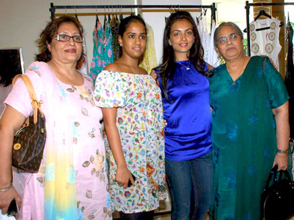 lara twinkle sophie malaika and bobby deol at araish event 10